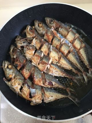 香煎花仙鱼步骤5