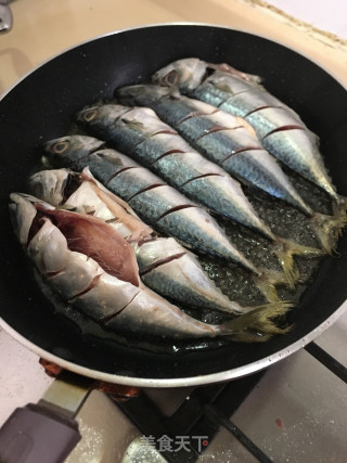 香煎花仙鱼步骤4