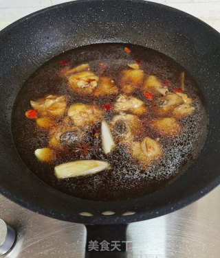 香菇豆腐炖鸡块步骤6