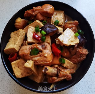 香菇豆腐炖鸡块步骤12
