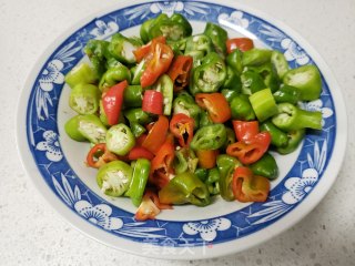 尖椒炒黄豆步骤2