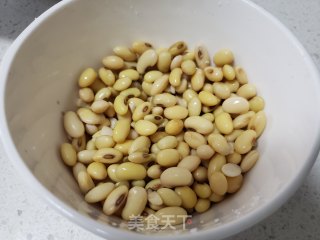 尖椒炒黄豆步骤1