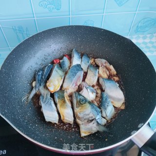 家常陈醋烧鲅鱼步骤7