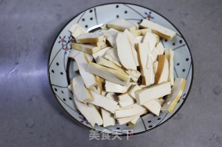 清脂能量素菜之双椒炒香干步骤2