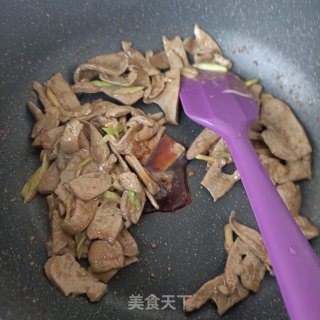 泡椒爆炒猪肝步骤16