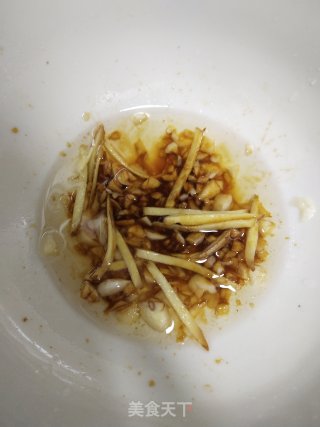 又香又嫩的蒜蓉南瓜蒸排骨步骤4