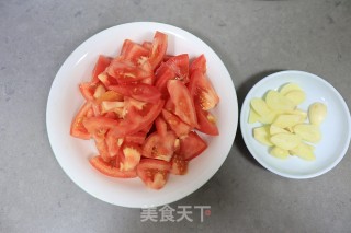 鲜嫩开胃的番茄比目鱼步骤3