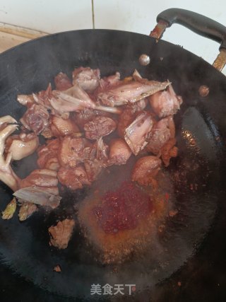 香菇青椒鸭步骤3