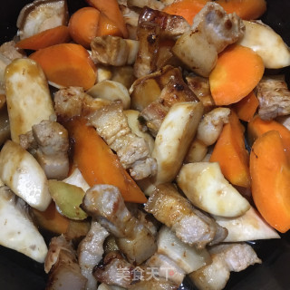 时蔬烧五花肉步骤5