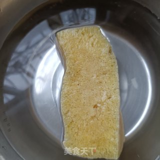 酸萝卜炖黄花鱼步骤8