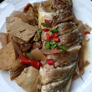 酸萝卜炖黄花鱼步骤23