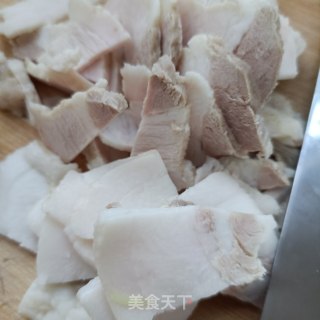 回锅肉炒紫芸豆步骤3