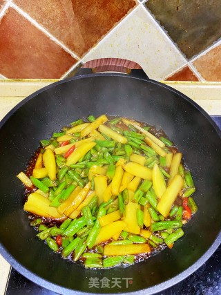 四季豆烧土豆步骤6