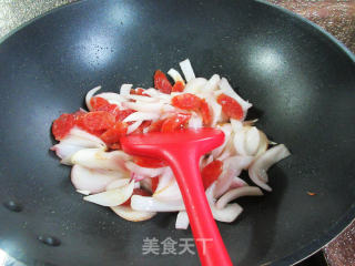 香肠炒洋葱步骤4
