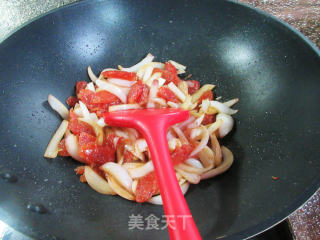香肠炒洋葱步骤7
