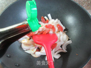 香肠炒洋葱步骤6