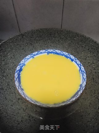 瑶柱蒸蛋步骤4