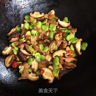 香菇炒蚕豆步骤5
