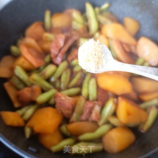 回锅肉炖芸豆土豆步骤21