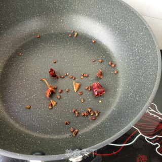 鹰嘴豆炖猪蹄步骤6