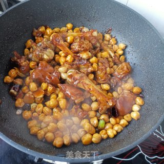 鹰嘴豆炖猪蹄步骤13