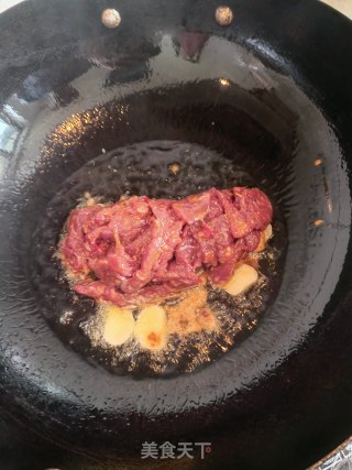 牛肉炒嫩姜步骤3