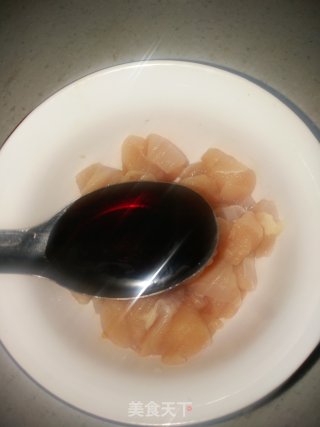 黑胡椒蒜子鸡丁步骤1