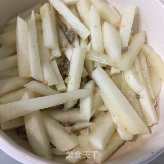 肉末炒凉薯步骤4
