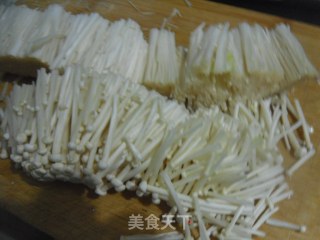 金针菇炒油麦菜步骤3
