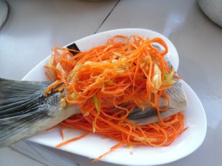 清蒸马哈鱼尾步骤9