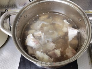 炖牛尾步骤1