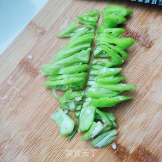 鸡胸肉炒黄瓜片步骤4