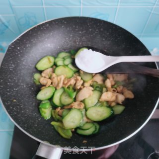 鸡胸肉炒黄瓜片步骤13