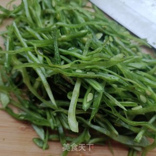 肉末炒扁豆步骤2