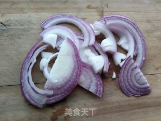 洋葱豇豆炒肉丝步骤4