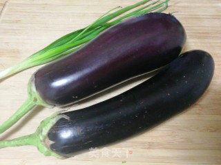 鲜香软糯香甜又下饭的照烧肉末茄子步骤1