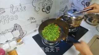 青椒扁豆丝步骤7