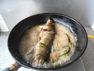 清炖鳌花鱼步骤8