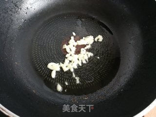 蒜香番薯叶梗步骤2