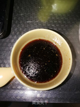 蒜苔炒鸡丁步骤3