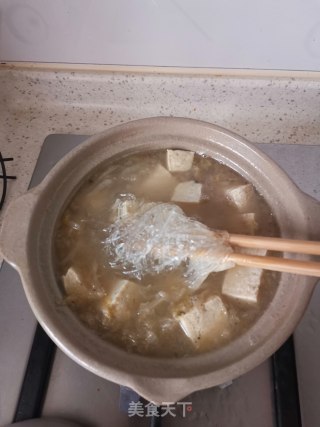 酸菜冻豆腐砂锅步骤5