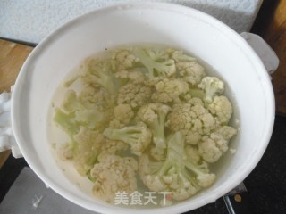 椒麻菜花步骤1
