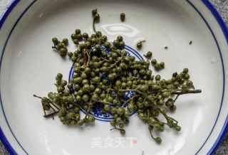 青花椒子姜炒毛肚步骤8