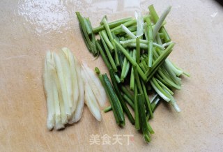 青花椒子姜炒毛肚步骤7