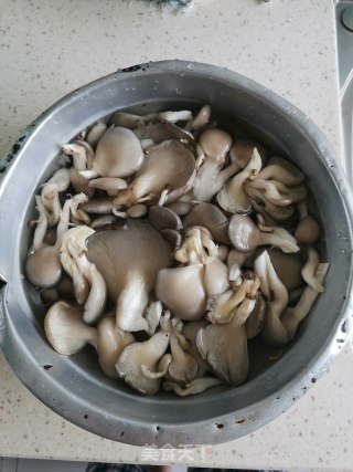 素烧蘑菇步骤2