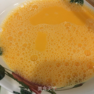 鸡蛋香煎虾仁步骤4