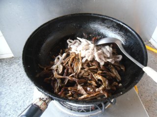 鱼香茄子干步骤8