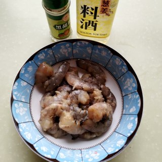 虾仁炒丝瓜步骤2