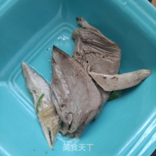 鸽胸肉炒韭苔步骤4