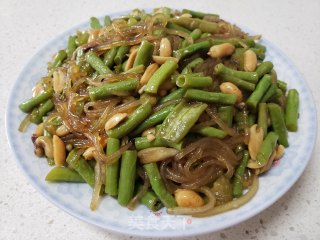 豇豆炒粉条步骤6